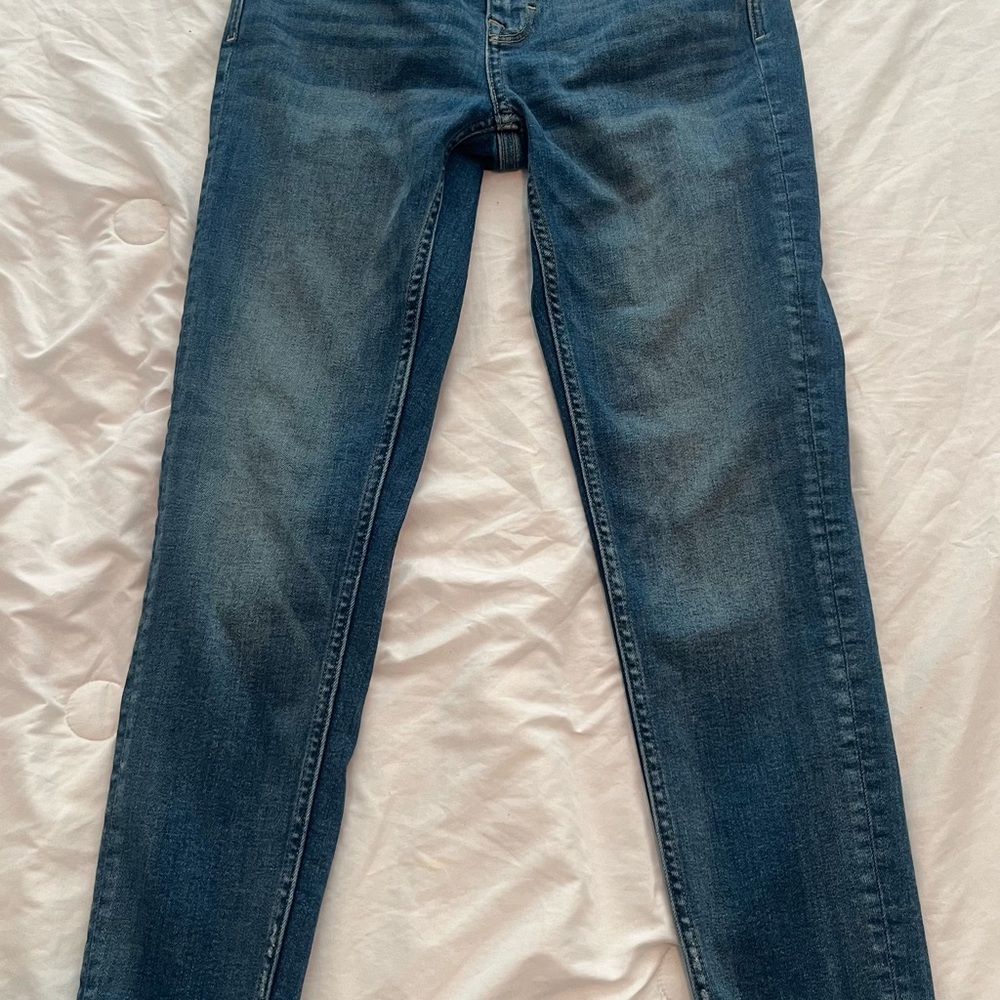 ZARA Women’s Jeans Size US 6 Skinny Jeans
